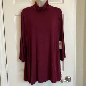 NWT Torrid Size 1 Burgundy Turtleneck Tunic Top